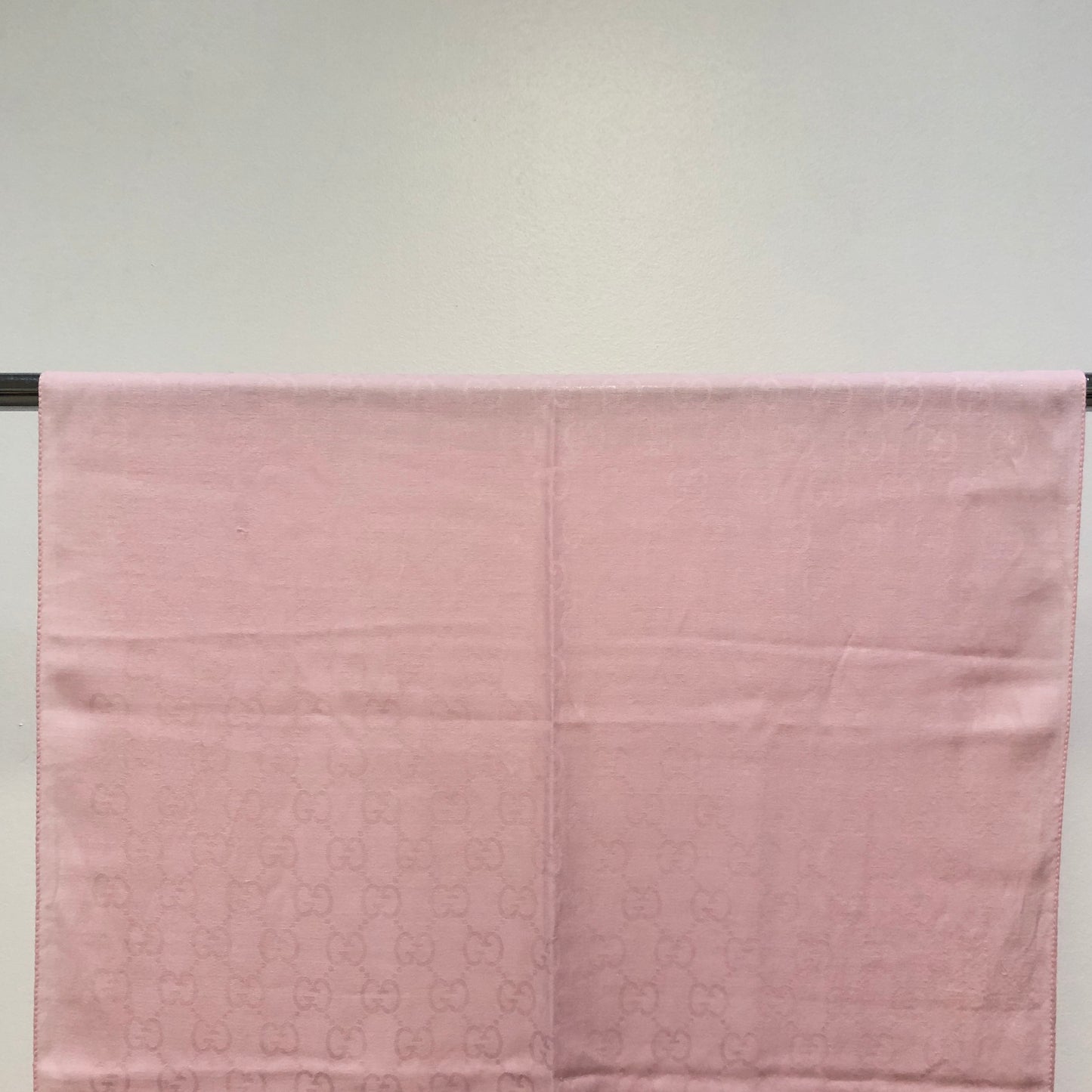 Gucci Light Pink GG Jacquard Fringe Shawl Scarf 197*68cm