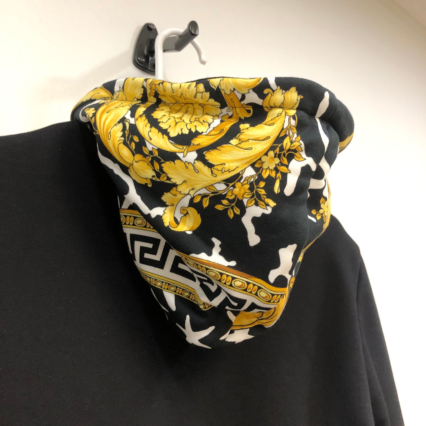 Versace Black Baroque Print Zip-Up Hoodie Size 40