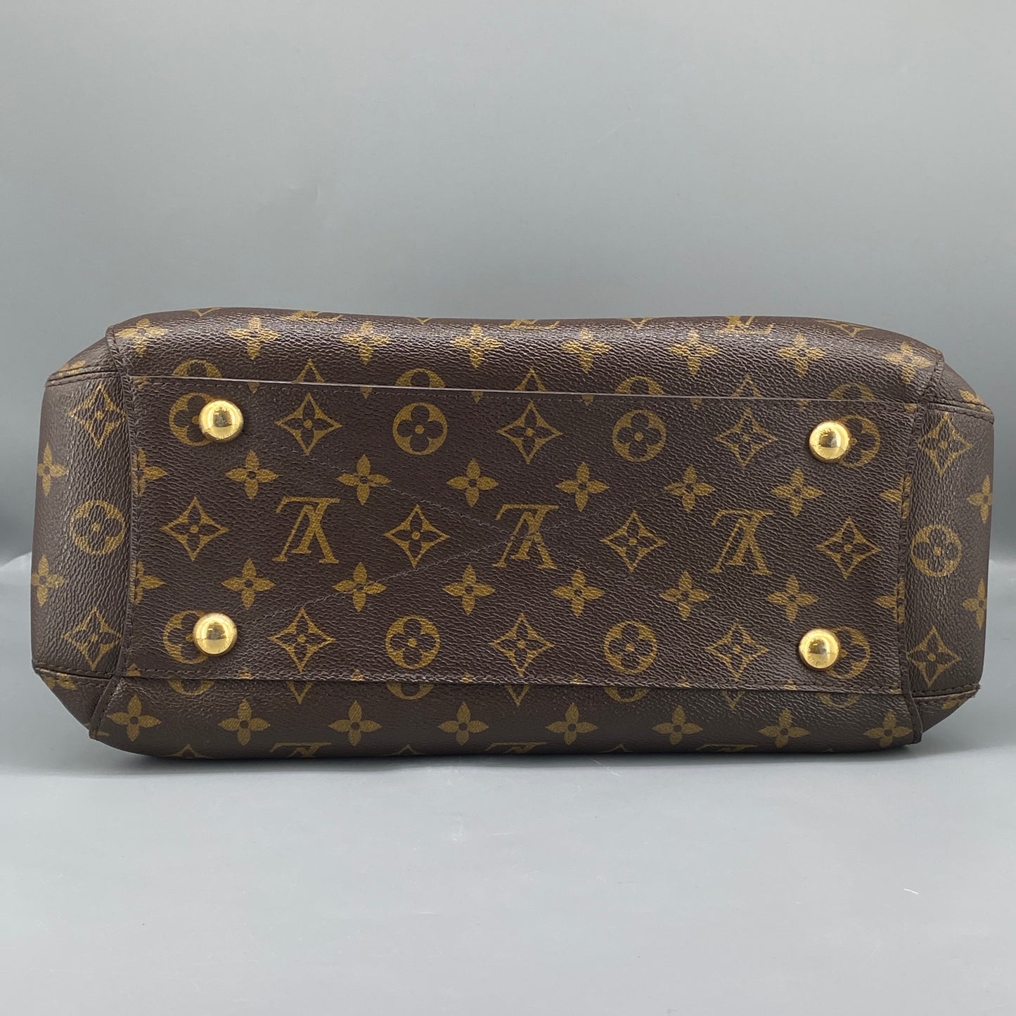 Louis Vuitton Monogram Montaigne MM Handbag