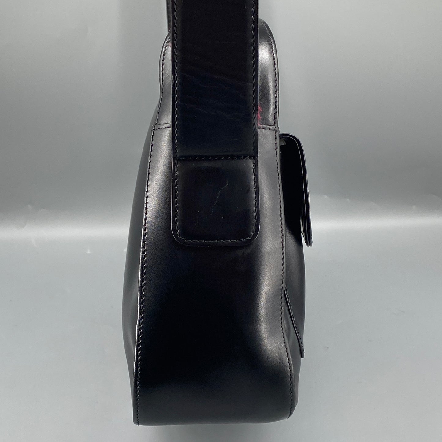 Yves Saint Laurent Black Smooth Leather Square Flap Shoulder Camera Bag