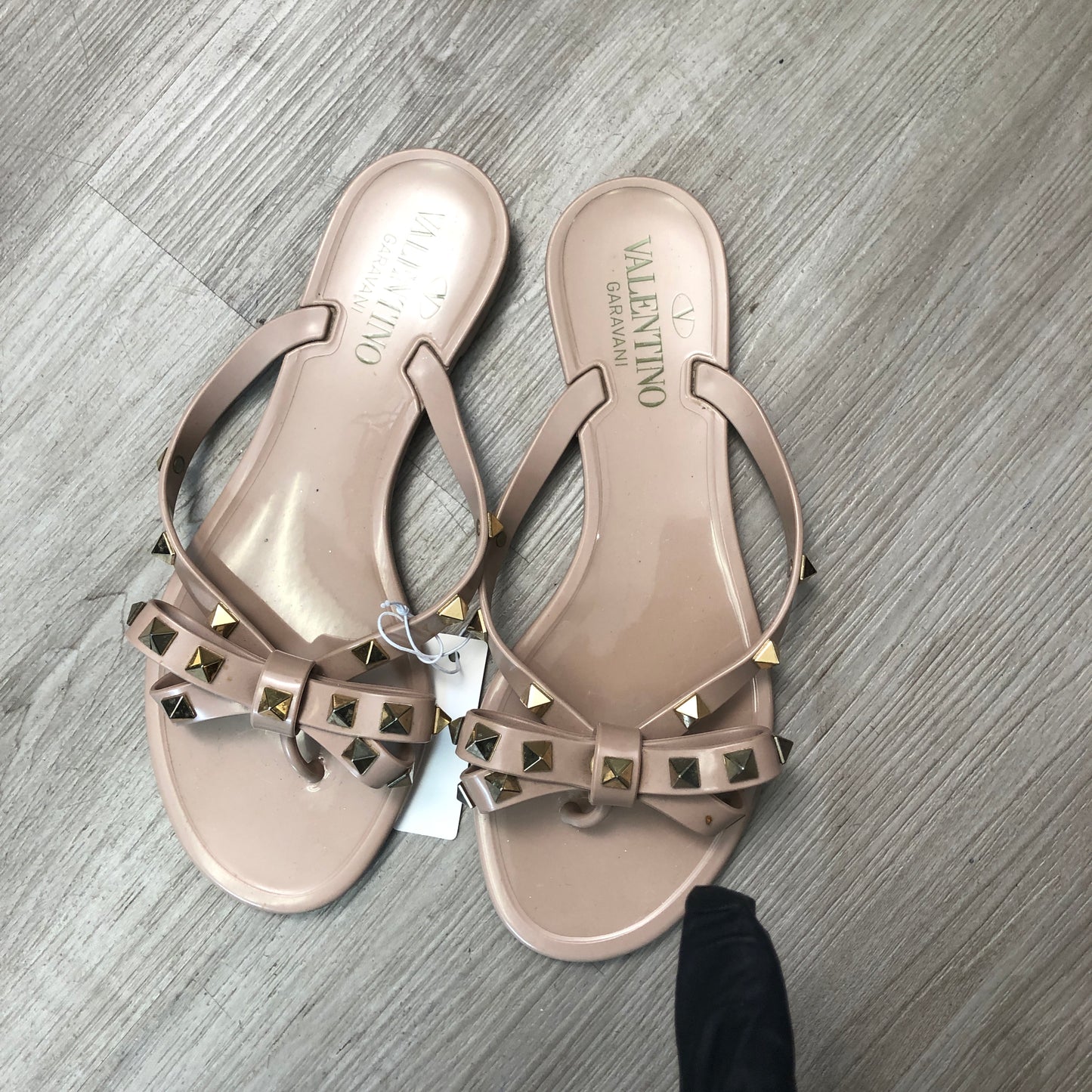 Valentino Nude Smooth Leather Rockstud Flat Slide Sandals 35