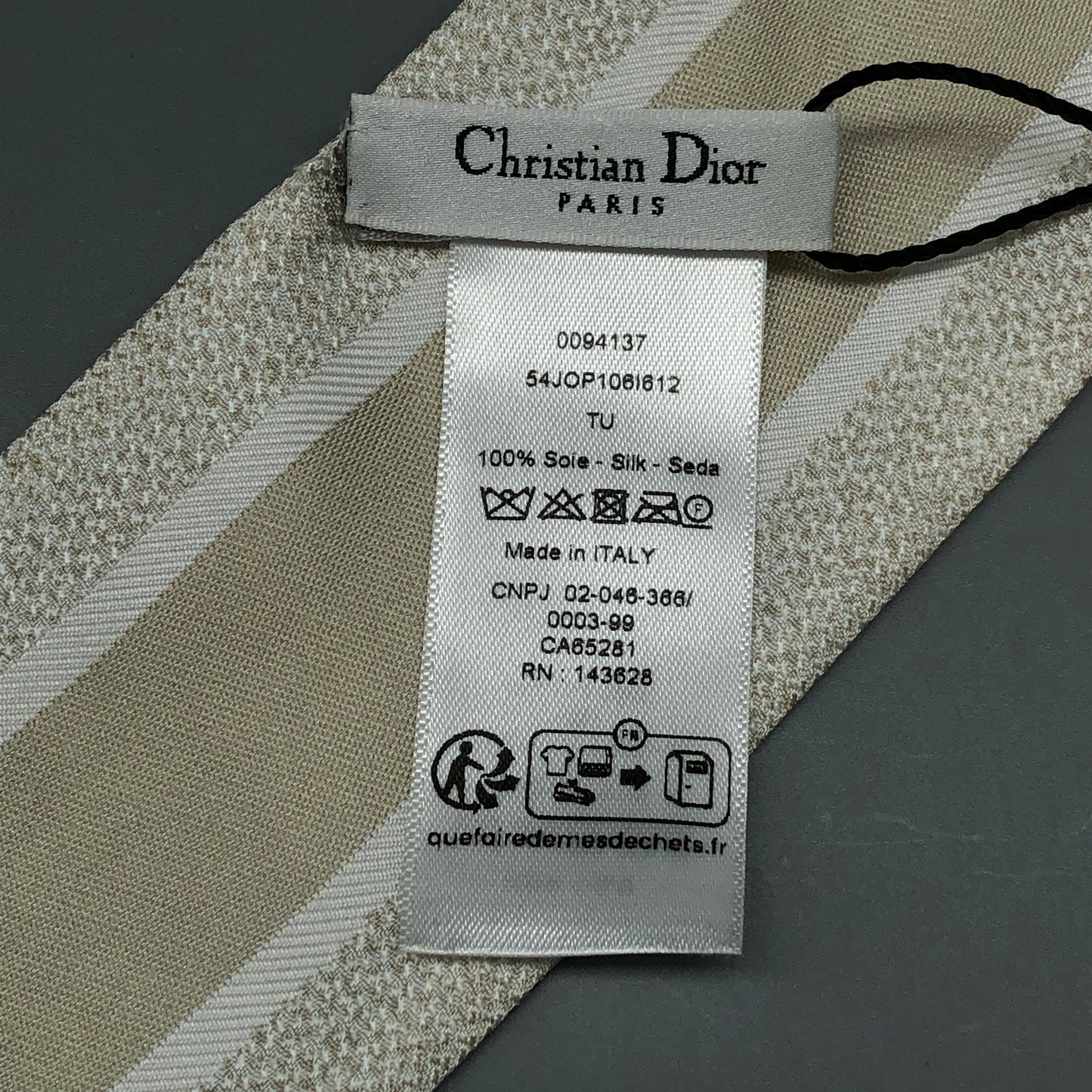 Christian Dior Cream/Beige Silk Twilly Scarf 6 x 105cm