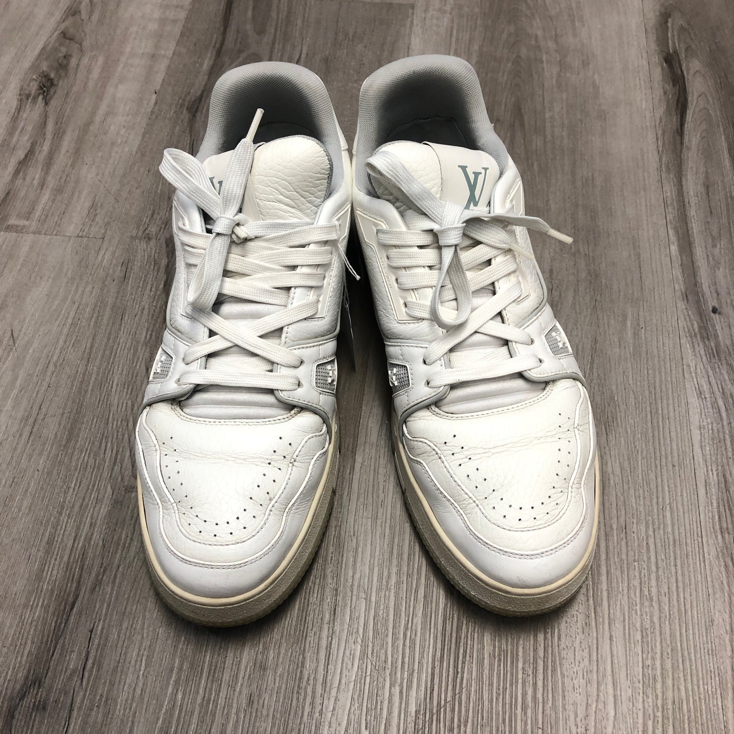 Louis Vuitton Men's White Low-Top Sneakers Size 7