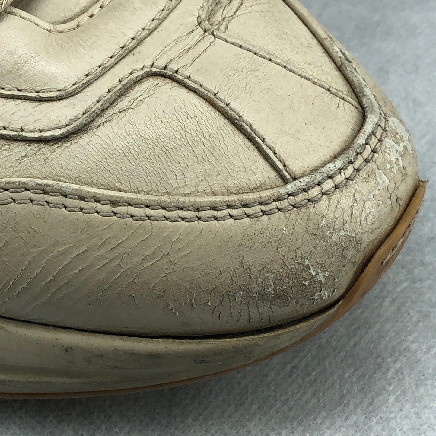 Gucci Cream Rhyton Sneakers Size 35.5