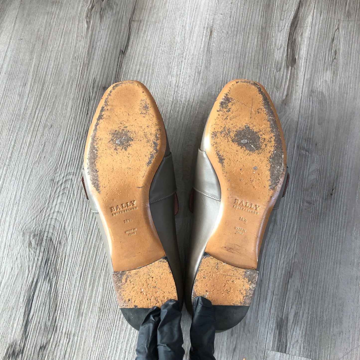 Bally Women's Square Buckle Leather Loafer Mules Size 38.5 Tan