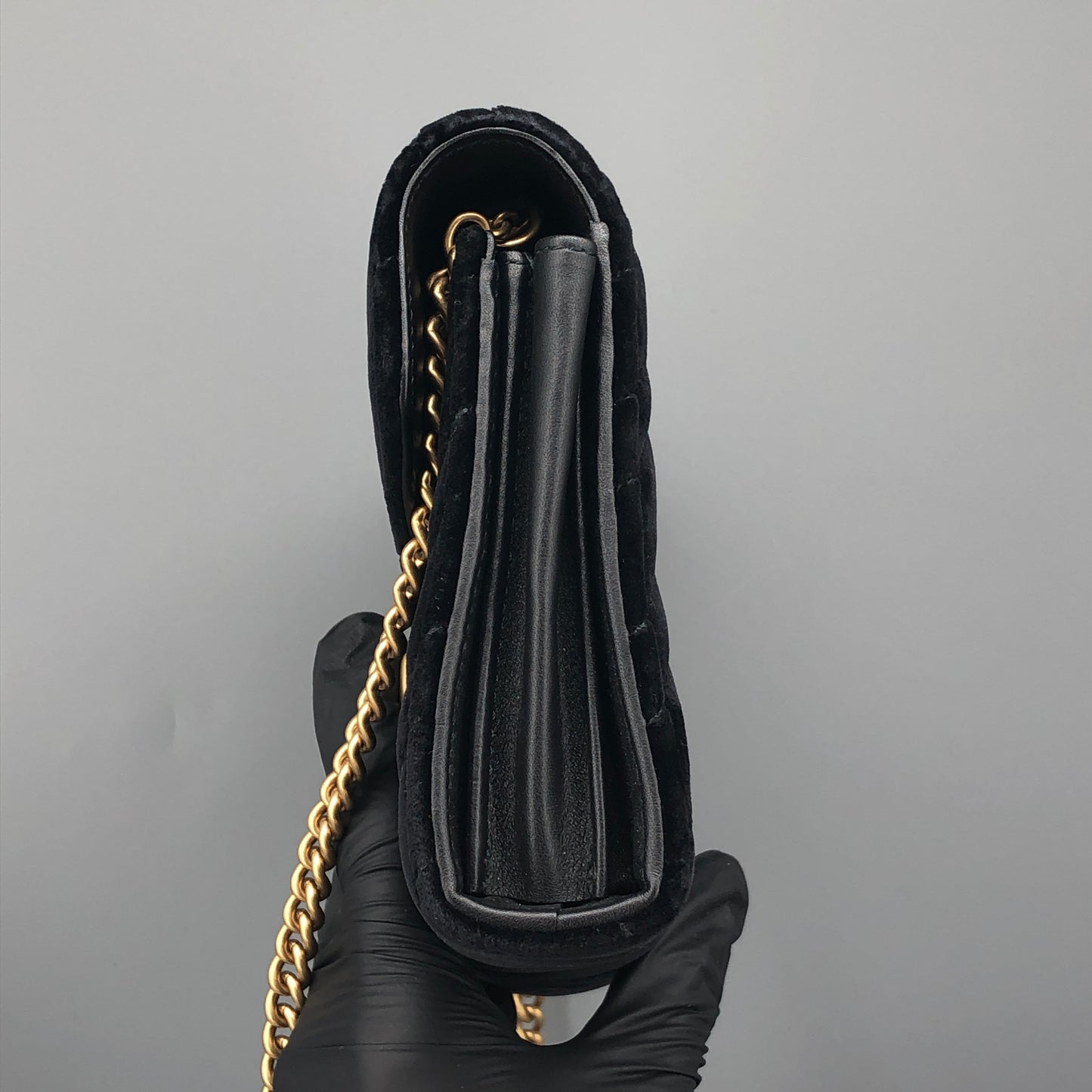 Gucci GG Marmont  V-Chevron Velvet Interlocking GG Chain Shoulder Bag Black