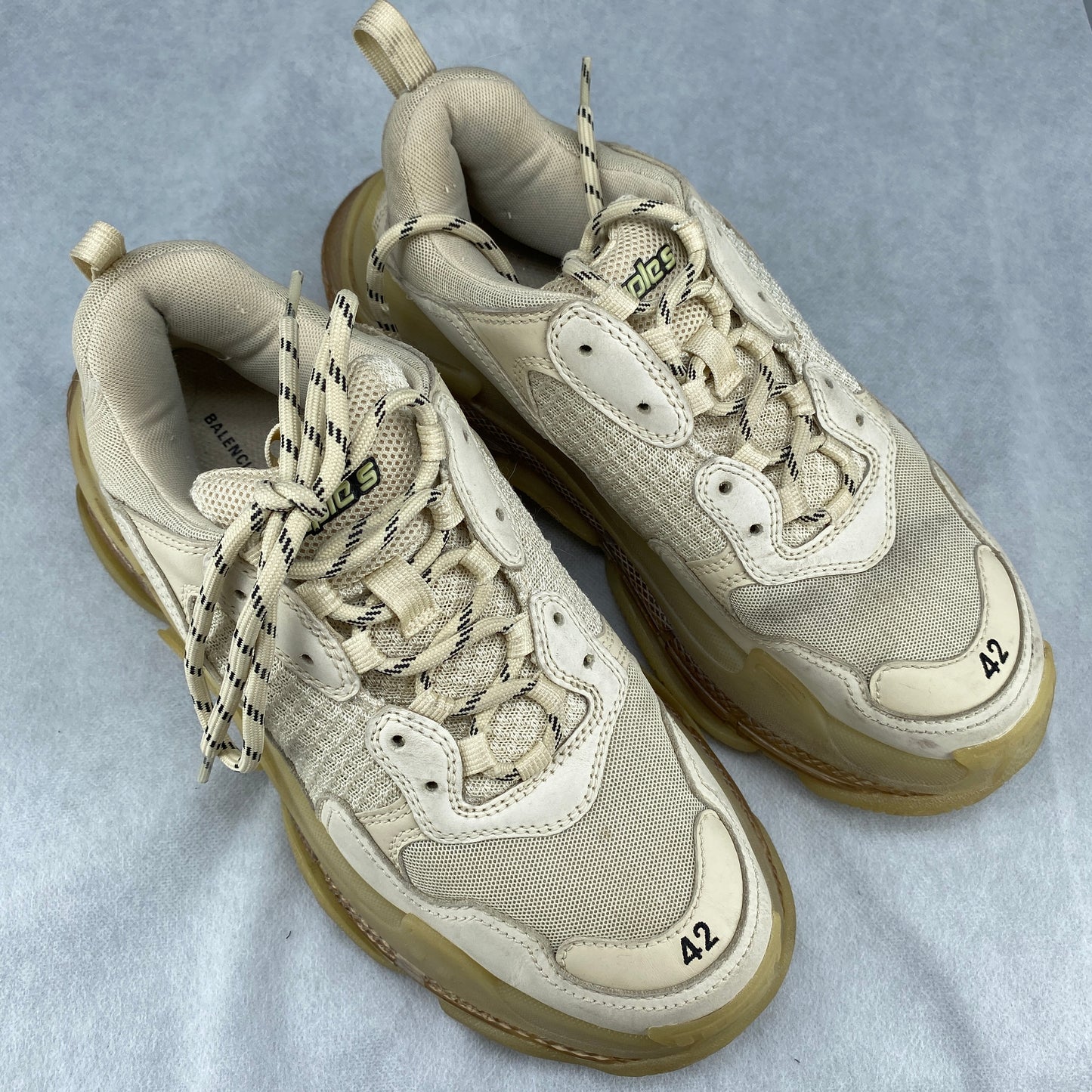 Balenciaga Men‘s Beige Triple S Sneakers Size 42