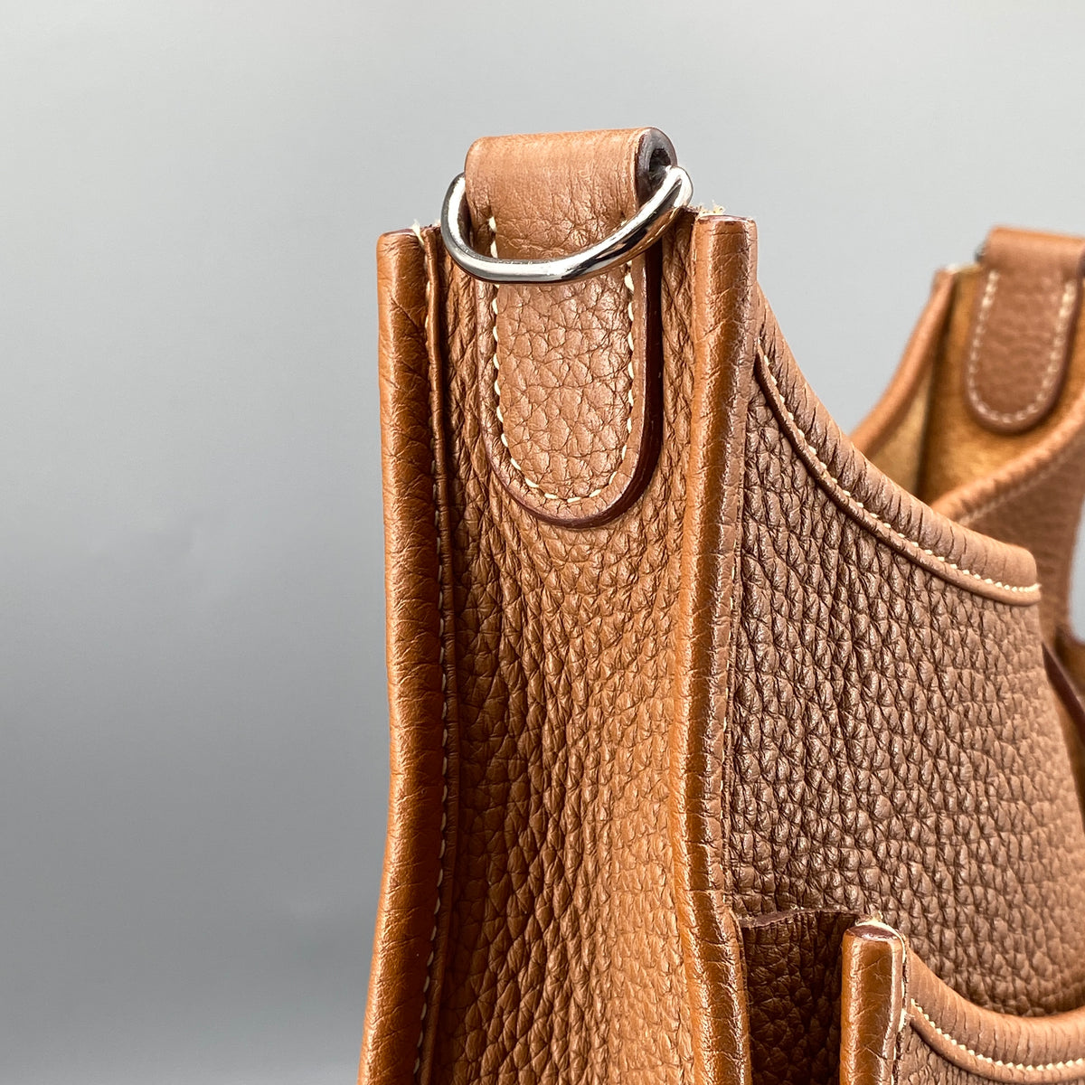 Hermes 2010 Evelyne 29 Shoulder Bag Gold