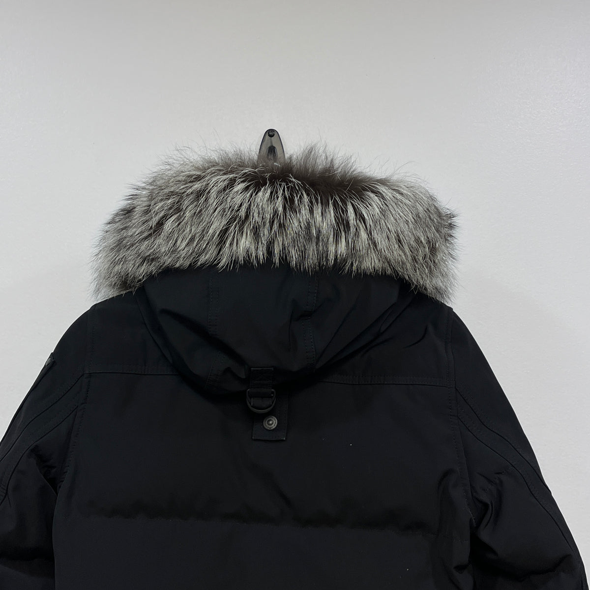 Moose Knuckle Black Parka  Size  S