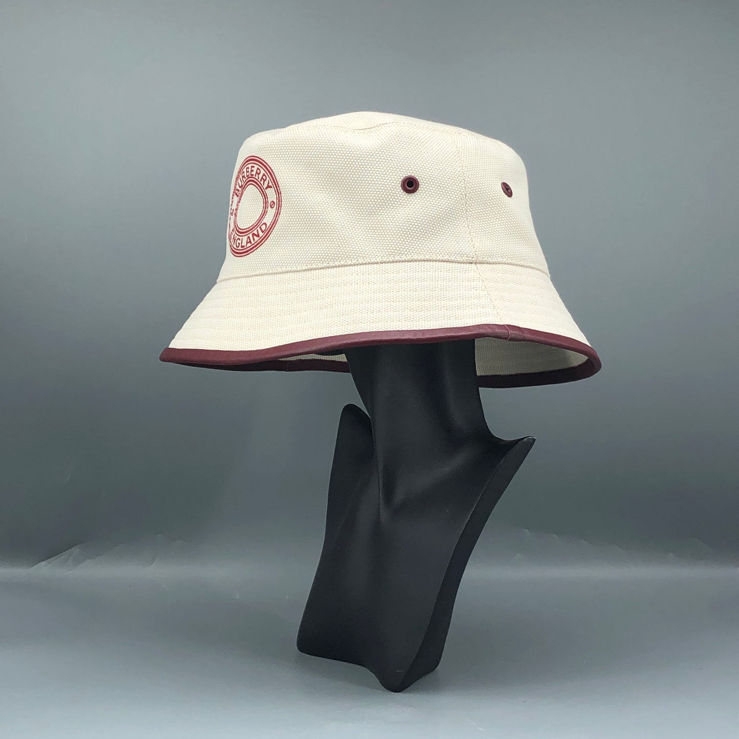Burberry Cream Wine Red Trim Circle Logo Bucket Hat Size L(59cm)