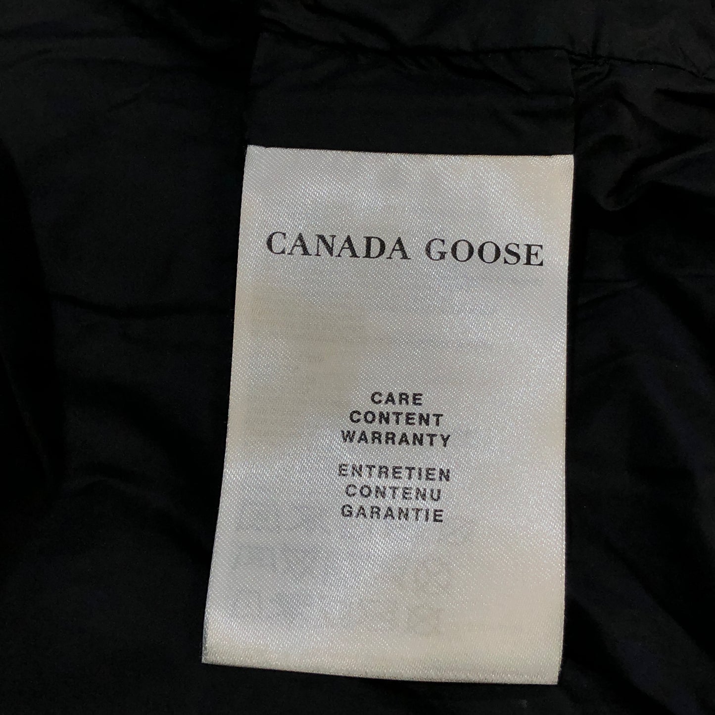 Canada Goose Black P2P 19.5in Hooded Light Down Jacket Size M
