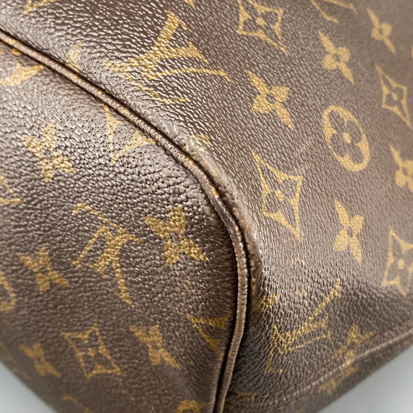Louis Vuitton Monogram Neverfull Tote Bag