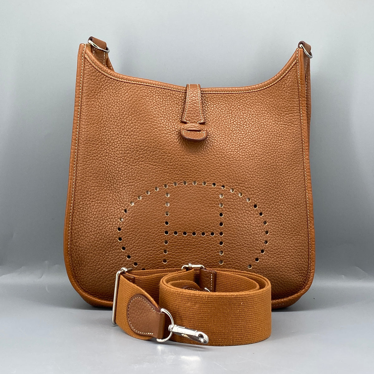 Hermes 2010 Evelyne 29 Shoulder Bag Gold