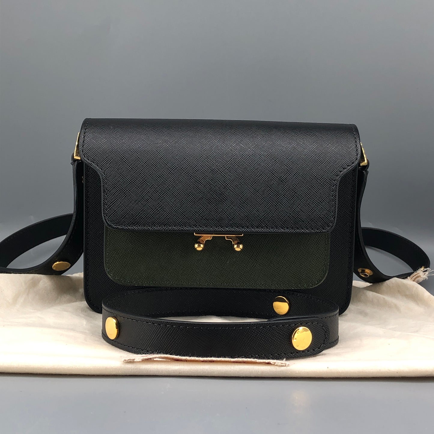 Marni Two-Tone Leather Trunk Shoulder Bag Black/Dark Green
