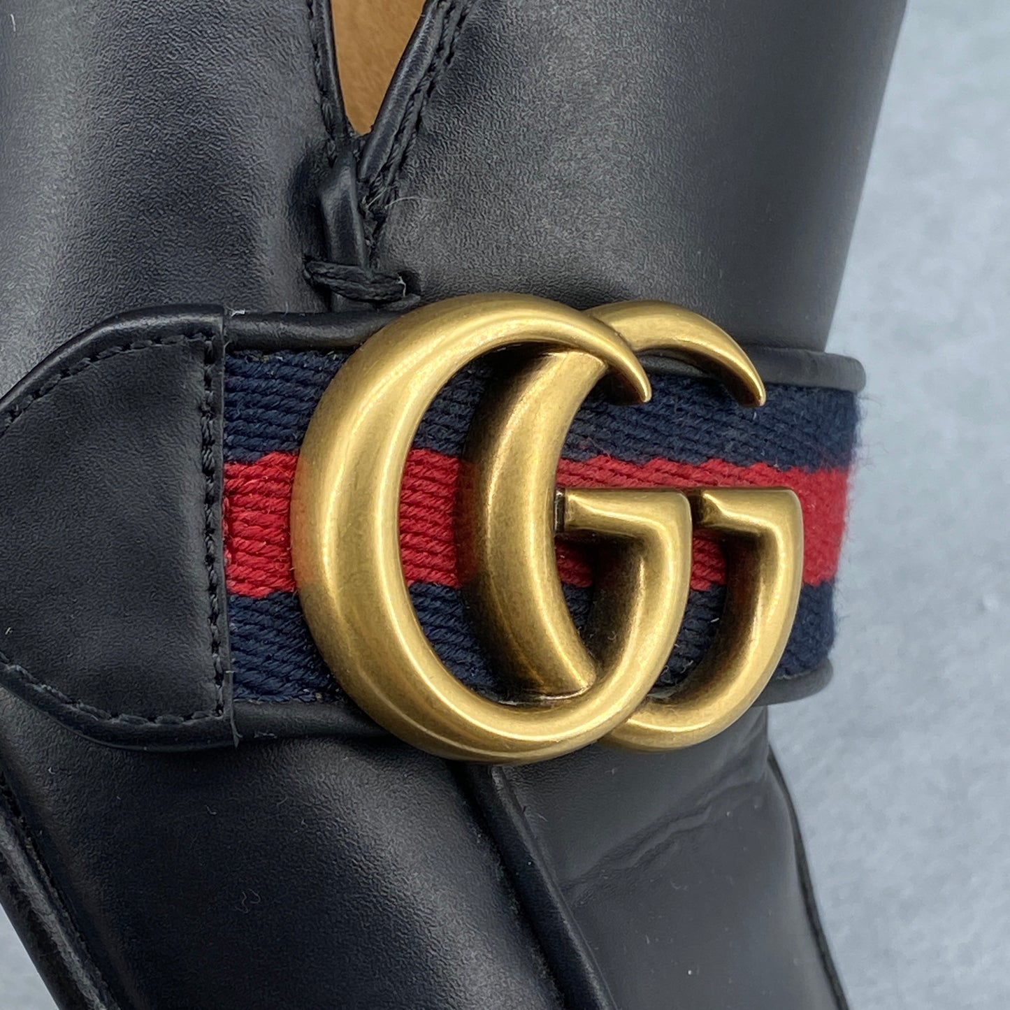 Gucci Women's Pearl Heel Loafers Size 35.5 Black