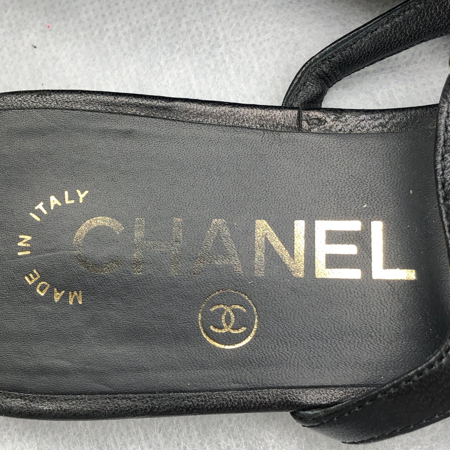 Chanel Women's Camellia Thong Flat Sandals Size 37.5 Black