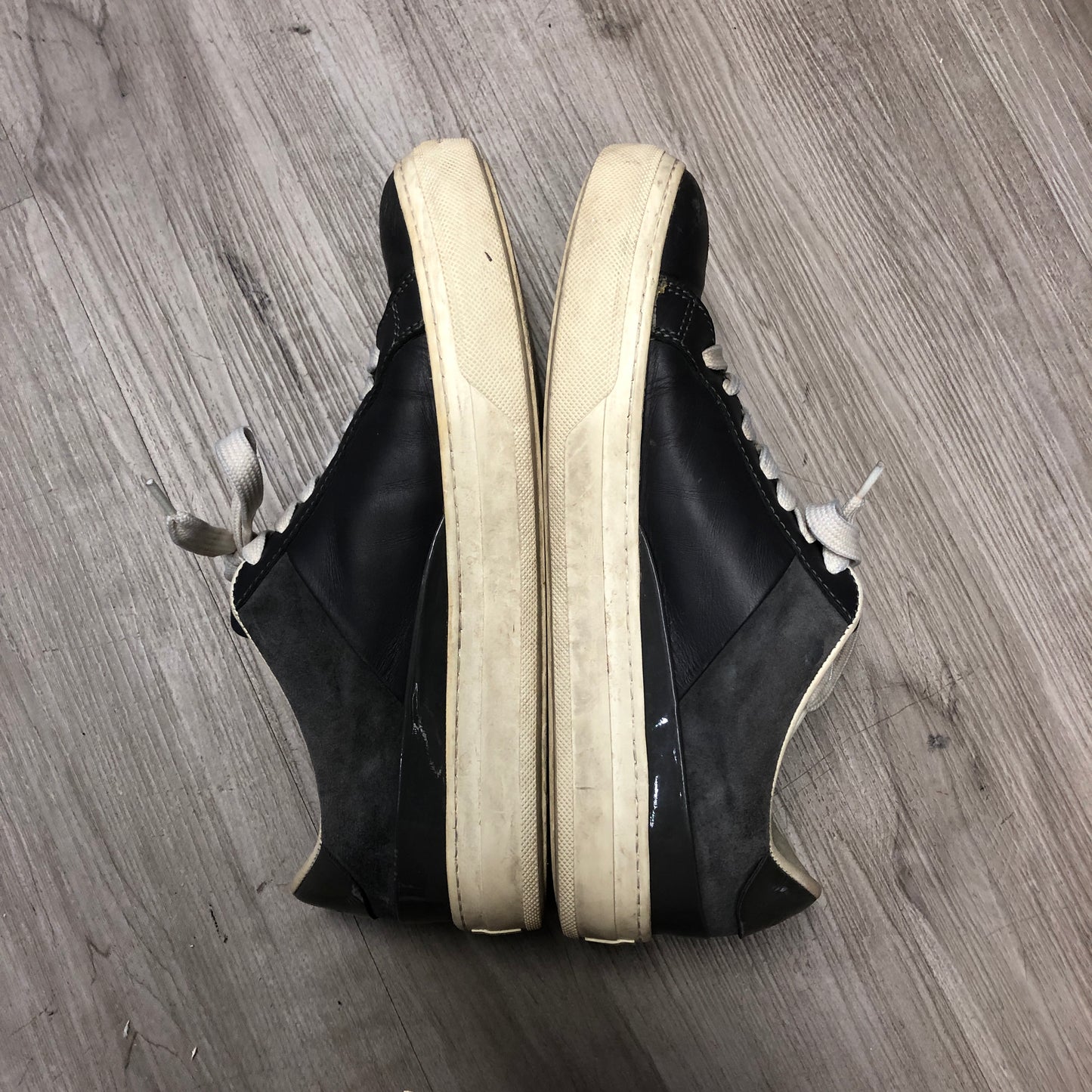 Tod's Women's grey Leather Sneakers Size 37.5