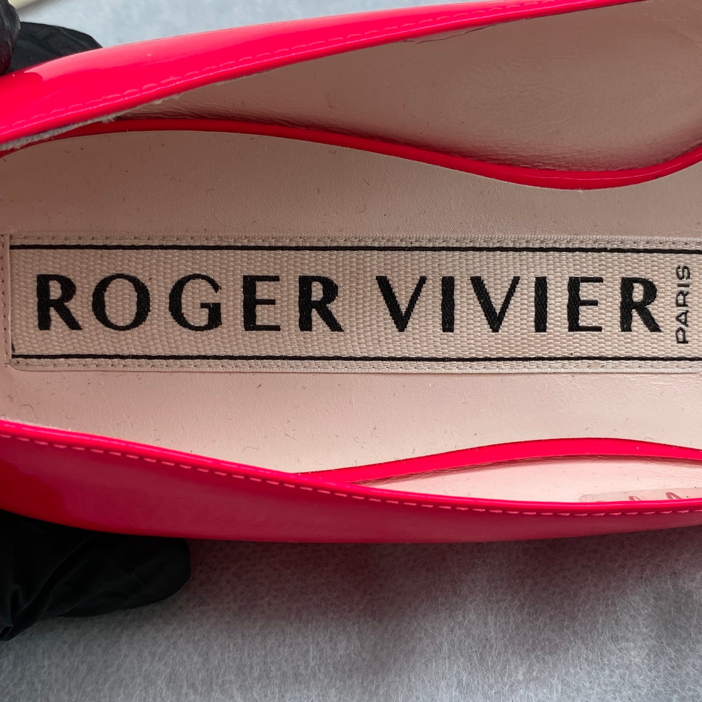 Roger Vivier Women Hot Pink Patent Square Buckle Flat Pumps Size 35.5