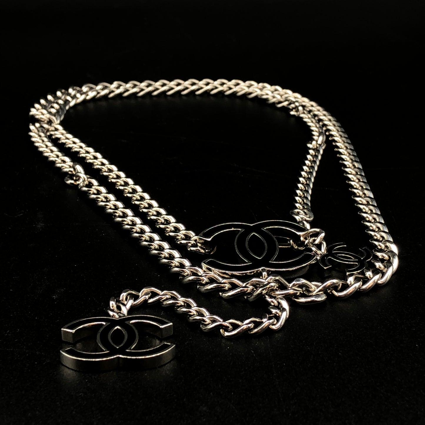 Chanel Black/Silver Interlocking CC Logo Chain Belt/Necklace