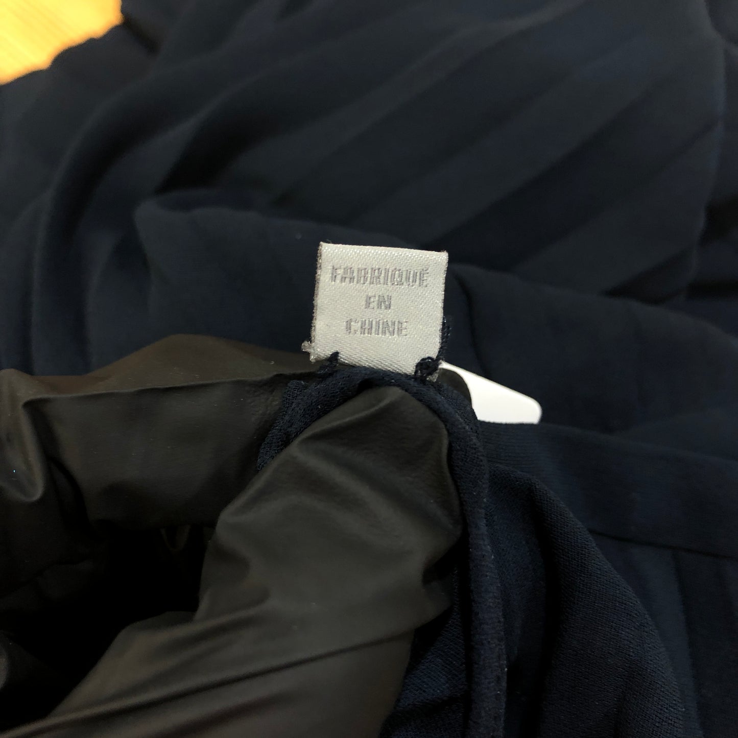Vince Navy Blue Pleated Wide Leg Trousers Size 2