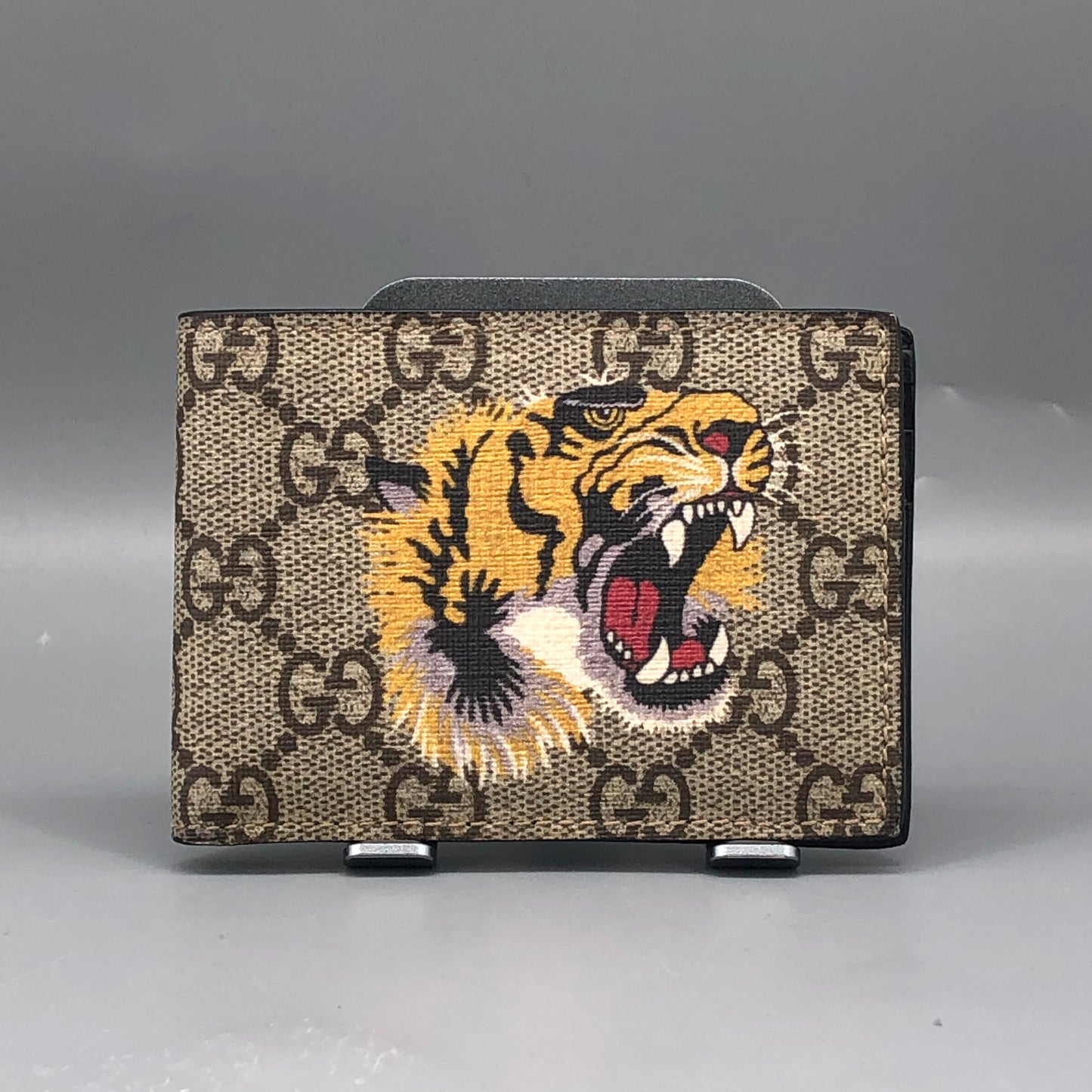 Gucci GG Supreme Tiger Print Bifold Wallet  Beige