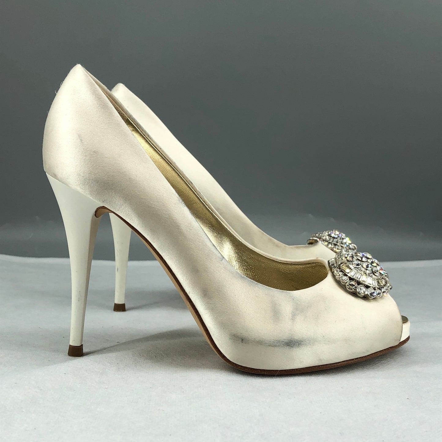 Giuseppe Zanotti Women's Crystal Embellished Peep-Toe Heels Size 35.5 Off White