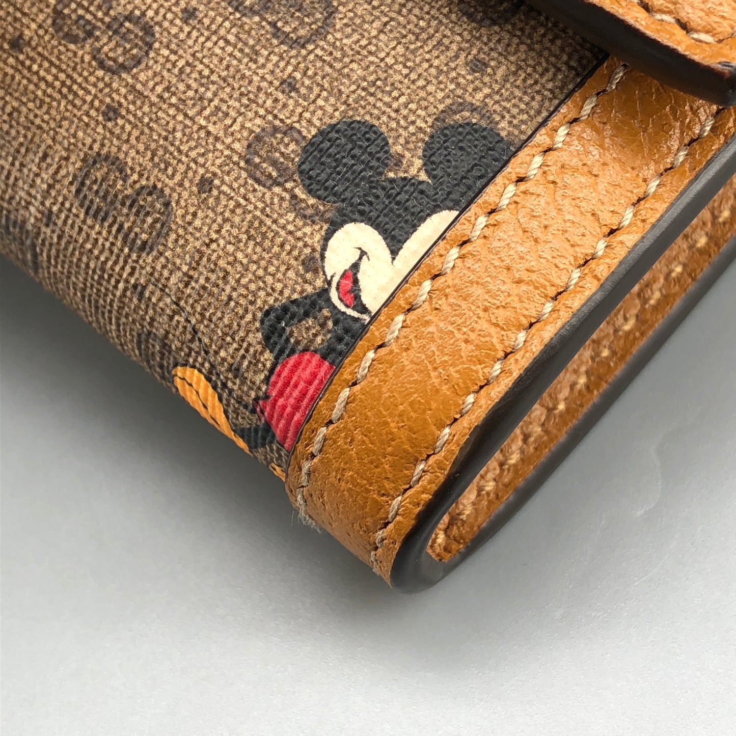 Gucci x Disney Mickey GG Supreme Flap Long Wallet yellow/beige