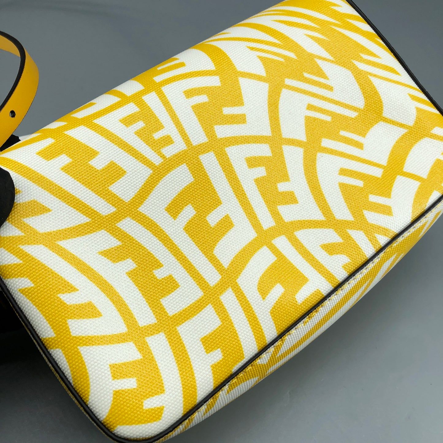 Fendi FF Vertigo Print Leather Baguette Shoulder Bag Yellow