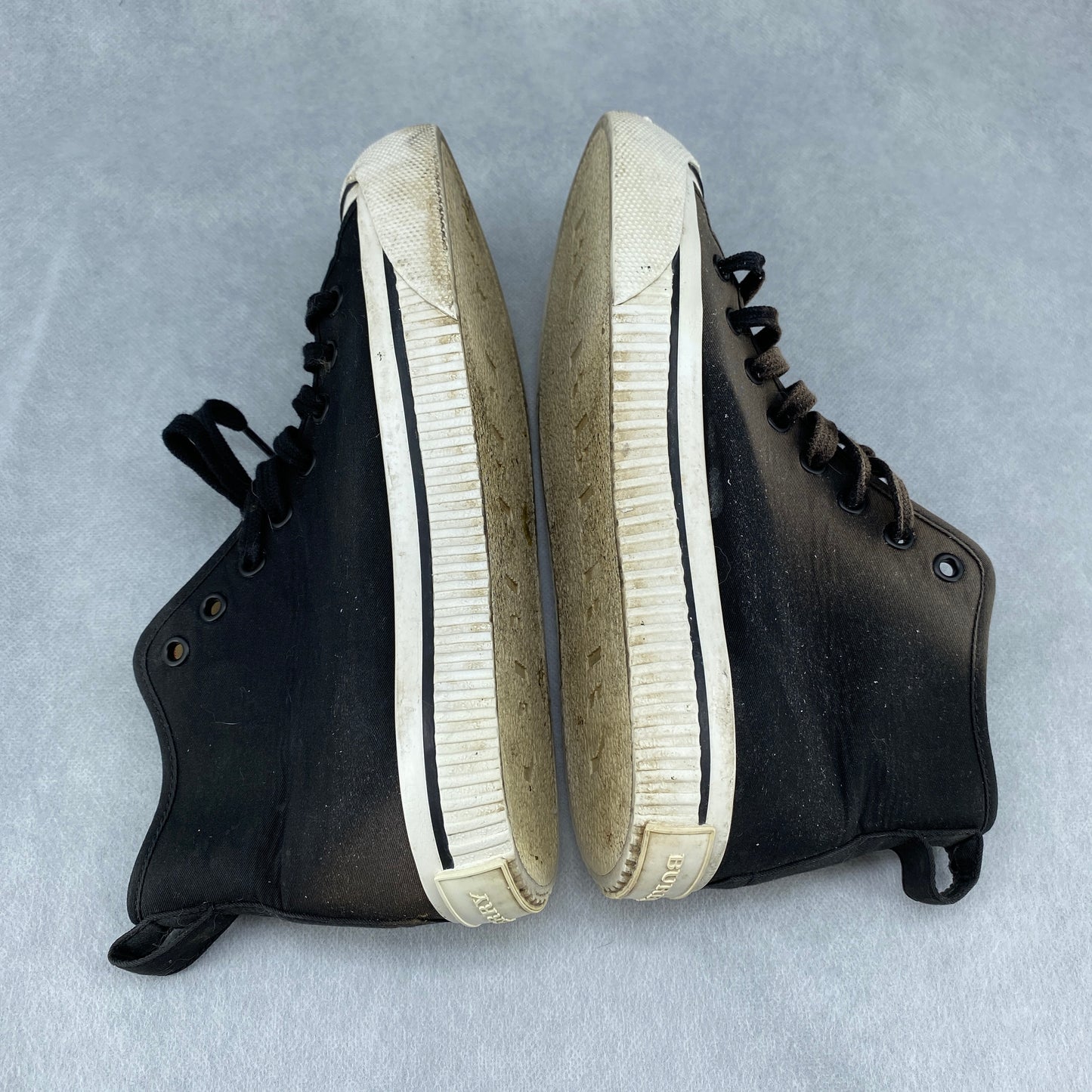 Burberry Unisex  Black Grey Crest Embroidery High Top Sneakers Size 38