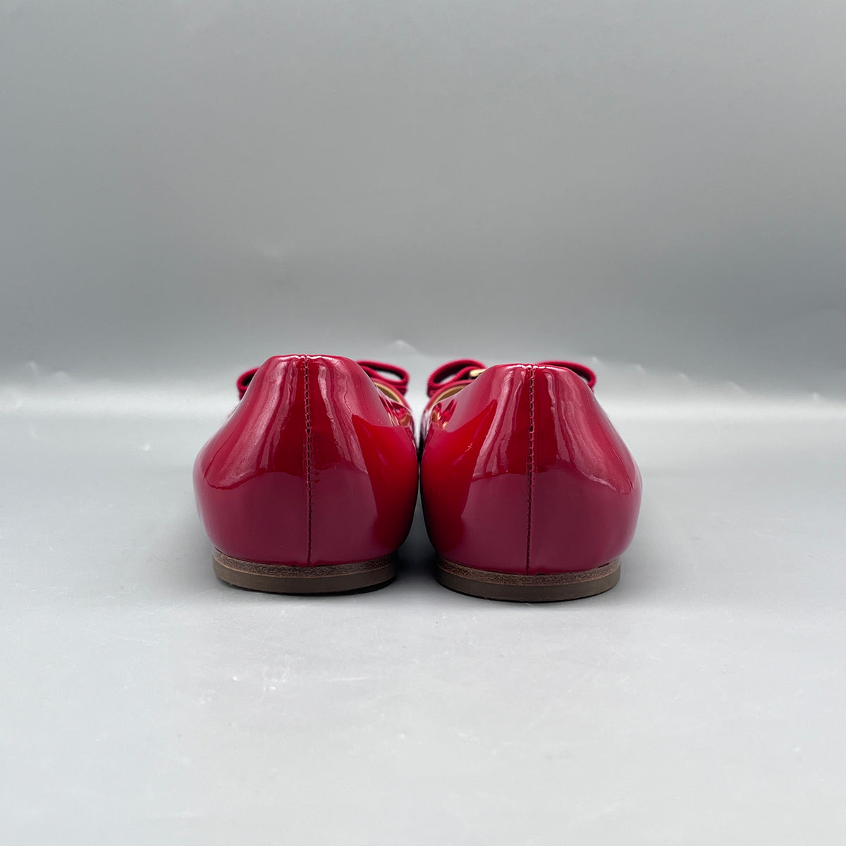 Ferragamo Red Patent Leather Vara Bow Flat Shoes US size 6.5