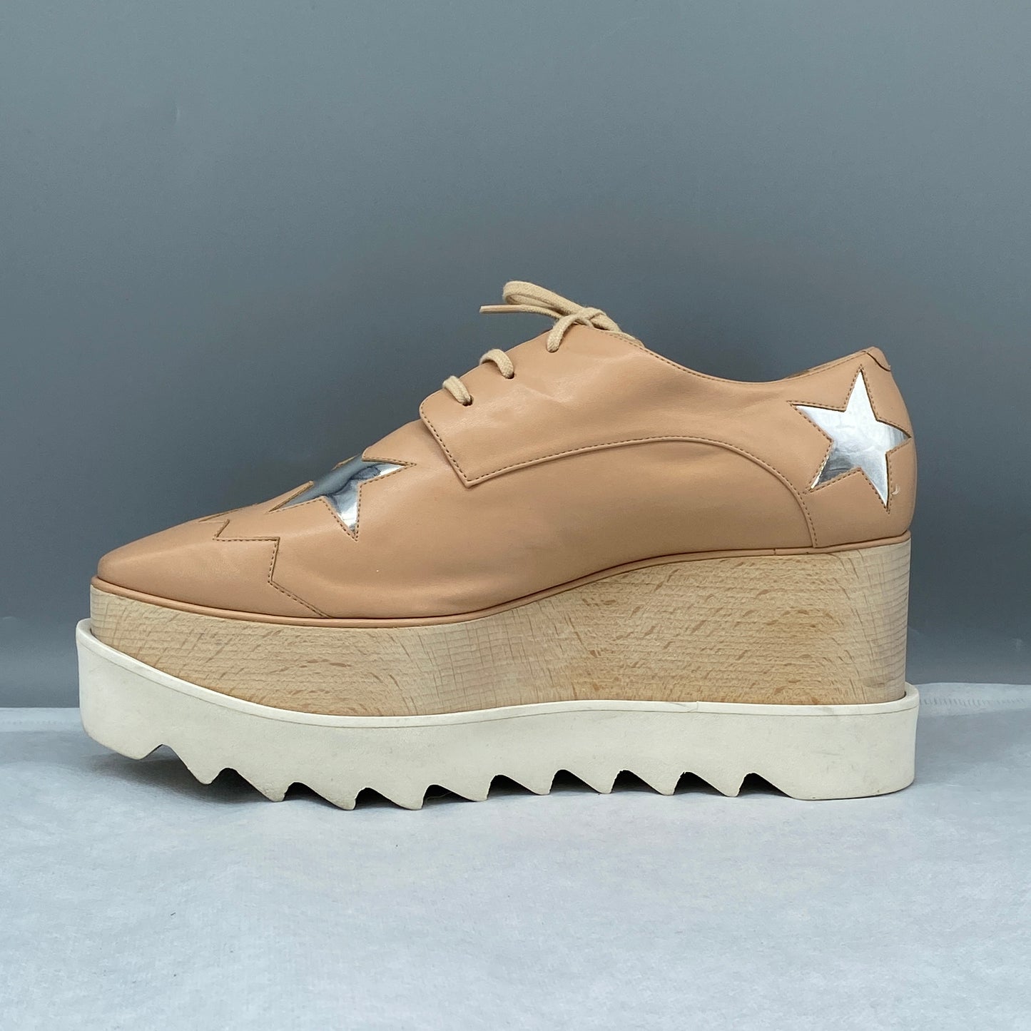 Stella McCartney Women's Nude Faux Leather Star Patch Lace-Up Platform Brogues Size 36.5