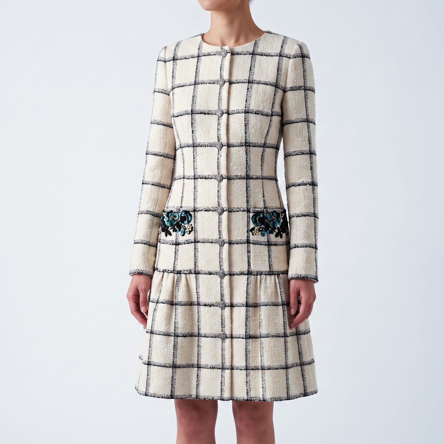 Chanel White Black Plaid Tweed Dress Floral Pocket Embellishment Size 38
